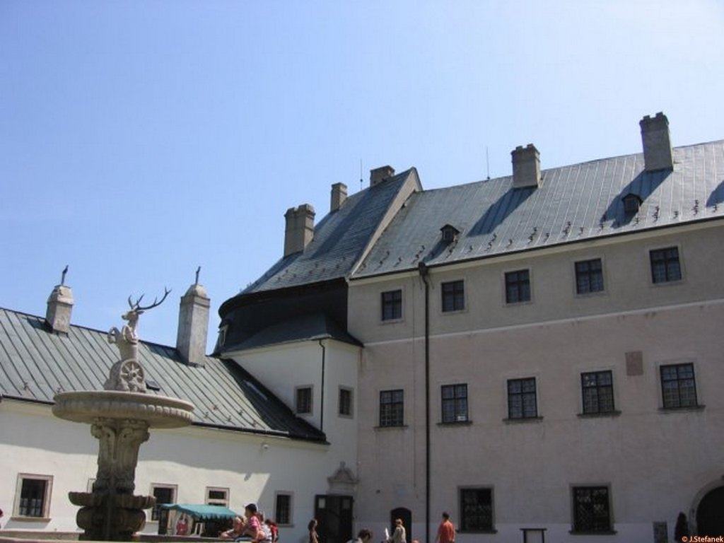 Hrad Červený Kameň