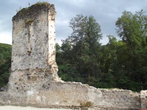 Kláštor Gombasek (ruiny) - galéria