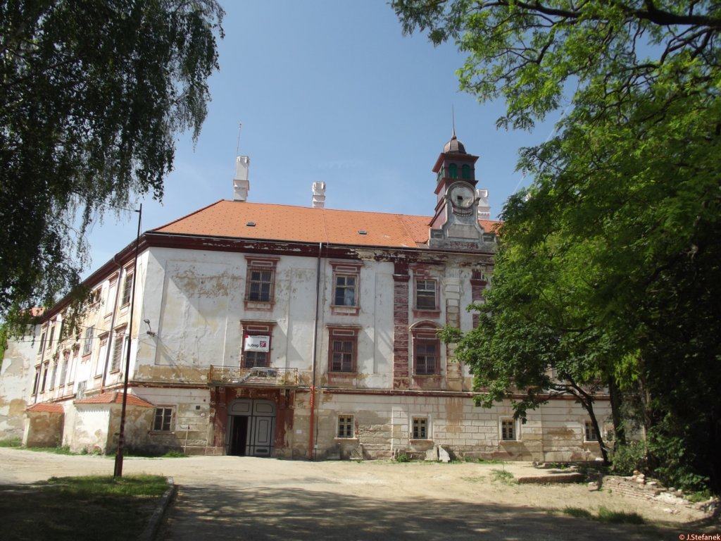 Hlohovský zámok