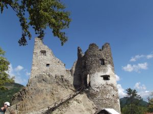 Revište – hrad - galéria