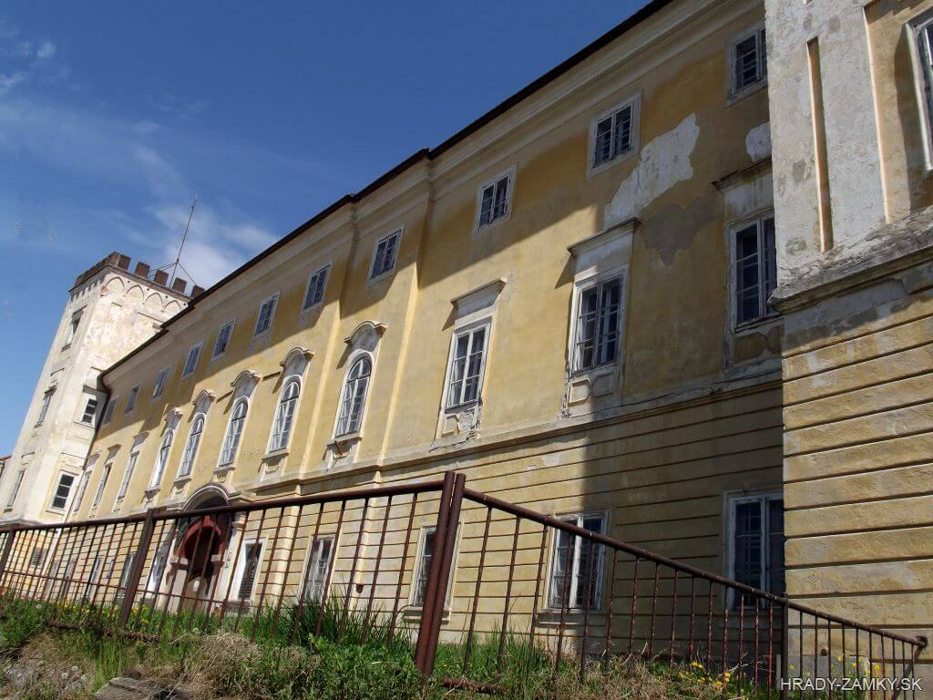 Kaštieľ Žiar nad Hronom